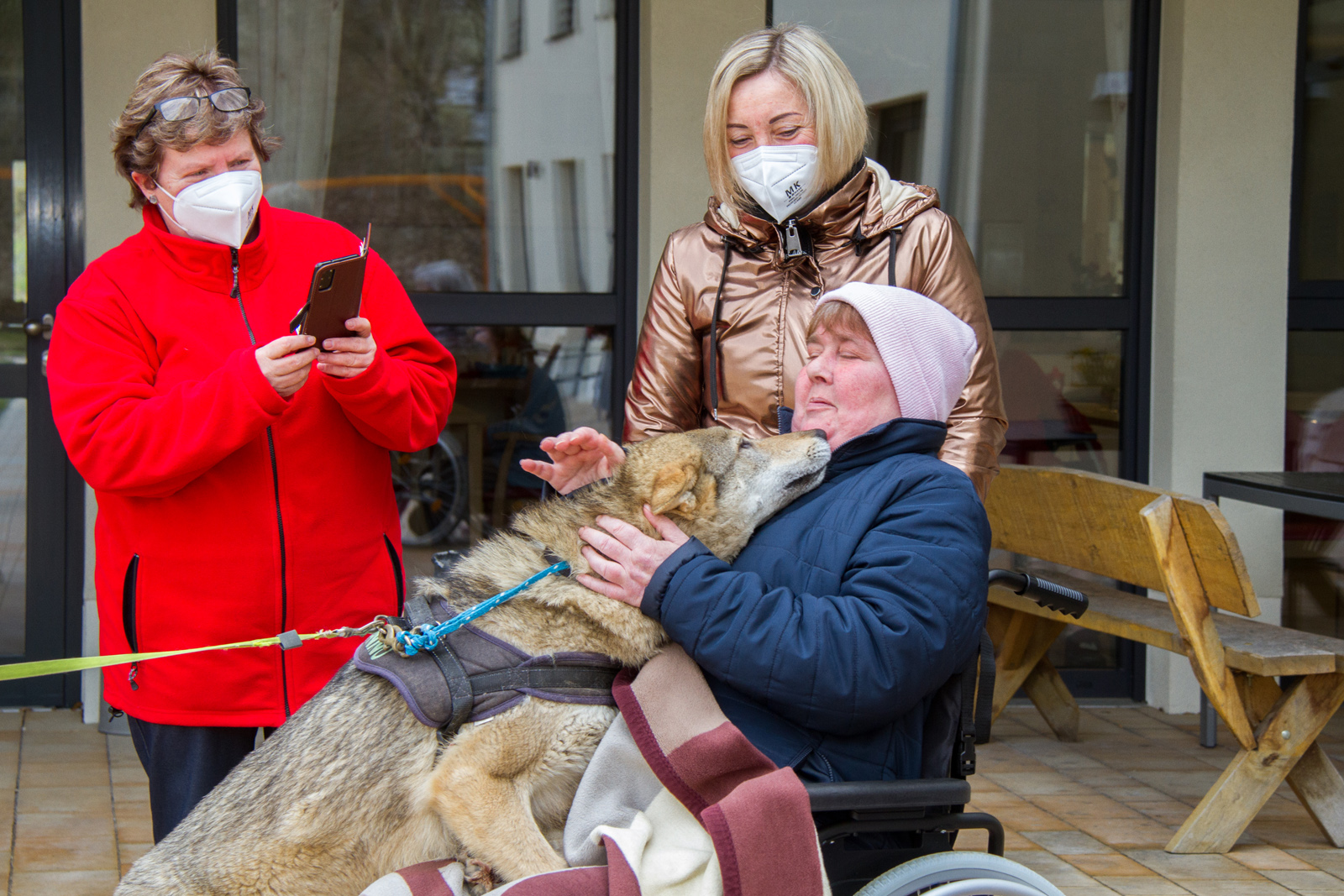 tierischer Besuch im Warener Hospiz „Müritzpark“